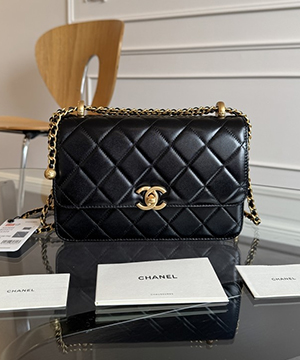 샤넬 24C 뉴시즌 체인 플랩백 22 블랙 AS2649