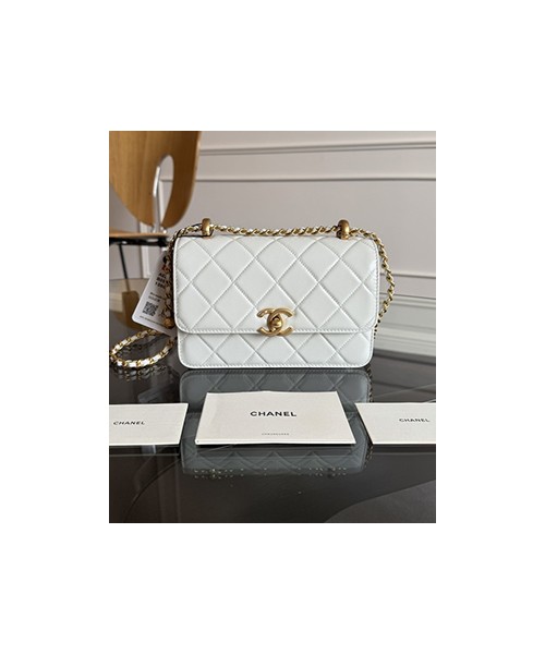 샤넬 24C 뉴시즌 체인 플랩백 19 화이트 AS2649