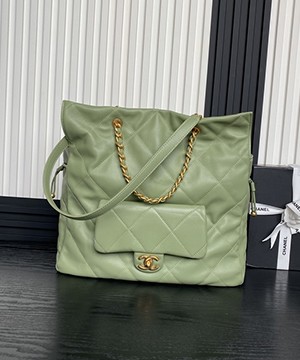 샤넬 25C 크루즈 쇼핑백