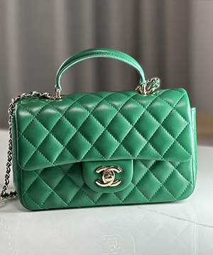 샤넬 핸들 미니 CF 플랩백 램스킨