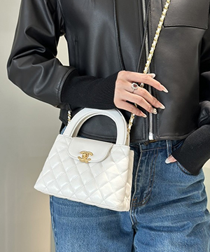 샤넬 샤이니 카프스킨 나노 켈리 핸들백