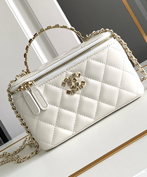 샤넬 24A 스트라고 CC로고 직사각 베니티백 A96095