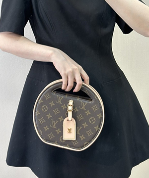 루이비통 어라운드 크로스백 PM M47117