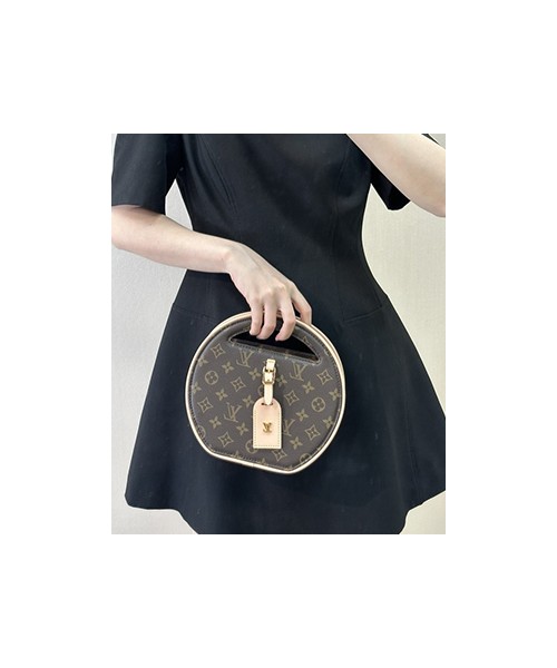 루이비통 어라운드 크로스백 PM M47117