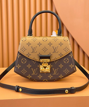 루이비통 틸시트 토트 백 M46548