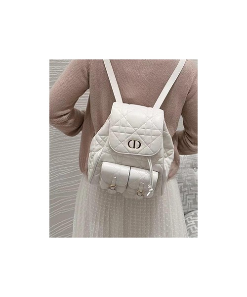 디올 카로 백팩 미디엄 화이트