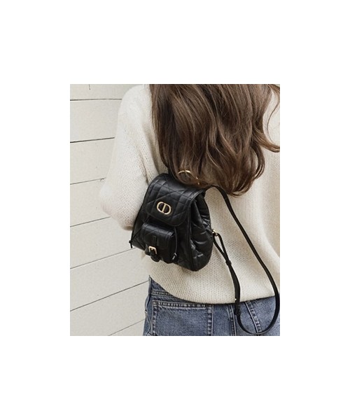 디올 카로 백팩 스몰 블랙