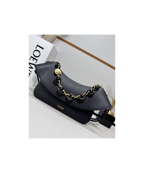 로에베 OLA 올라 미디엄 레더 숄더 AP22P22