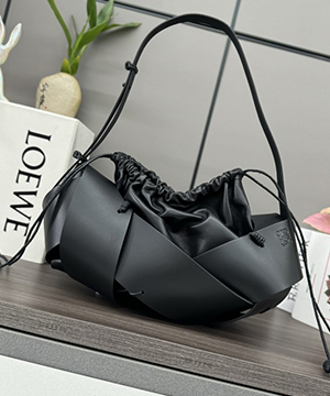 로에베 x 마츠모토 하푸 콜라보 숄더