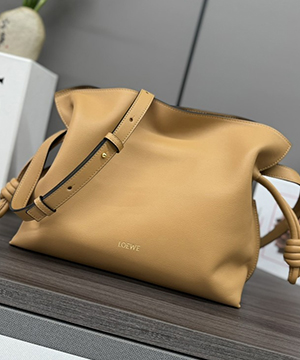 로에베 플라멩코 미디움 숄더