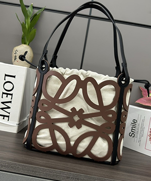 로에베 안티고나 토트백