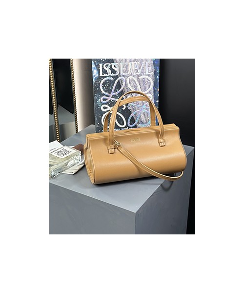 로에베 스몰 클래스프 백