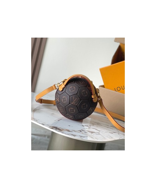 루이비통 모노그램 축구공 백 M13894