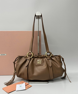 미우미우 조이 나파 레더백 5BG306