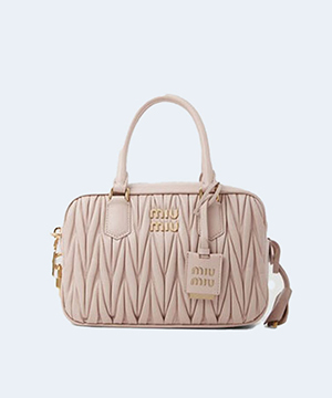 미우미우 미디엄 아르카디 마테라쎄 나파 가죽백 핑크