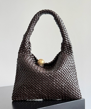 보테가베네타 토스카 숄더백 31