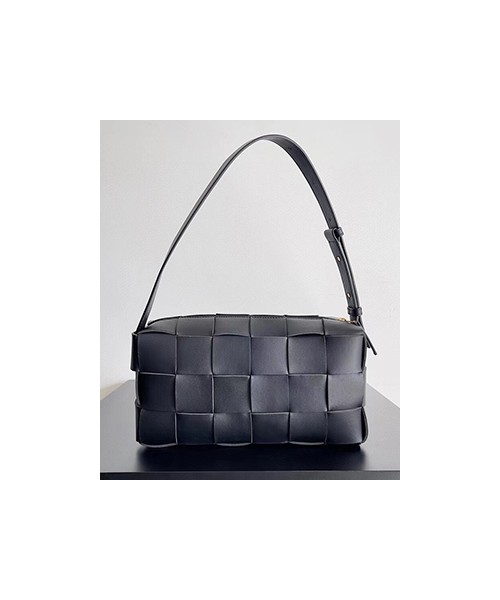 보테가베네타 브릭 카세트