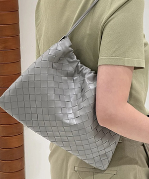 보테가베네타 더스트 숄더