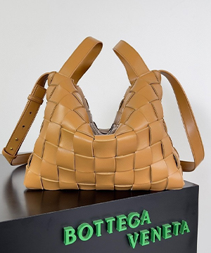 보테가베네타 인트레치아토 볼링 카세트 백 730327