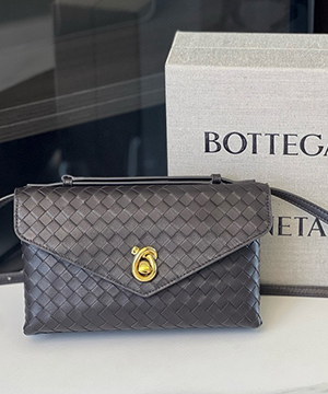 보테가베네타 Knot Lock 인트레치아토 숄더백