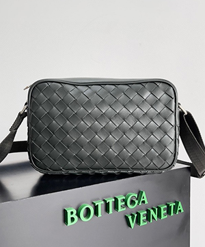 보테가베네타 인트레치아토 루프 크로스백