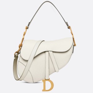 디올 Saddle 스트랩백 라떼 그레인 송아지 가죽 크기: 25.5 x 20 x 6.5cm (길이 x 높이 x 너비)