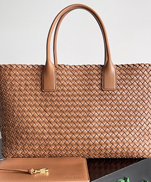 보테가베네타 인트레치아토 나파 까바 51