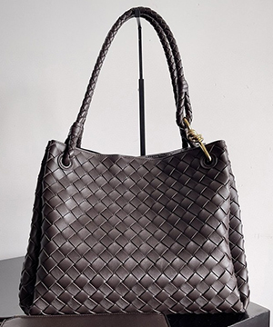 보테가베네타 안디아모 파라슈트 라지