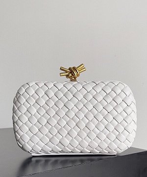 보테가베네타 놋 클러치