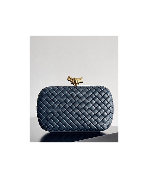 보테가베네타 놋 클러치