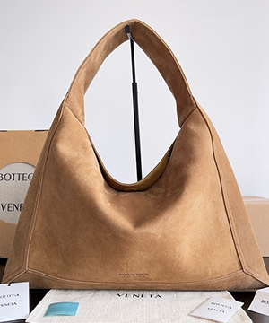 보테가베네타 홉 스웨이드 숄더백 46