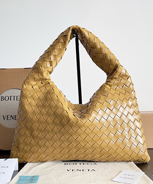 보테가베네타 홉 숄더백 41