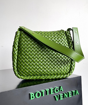 보테가베네타 코블 숄더백