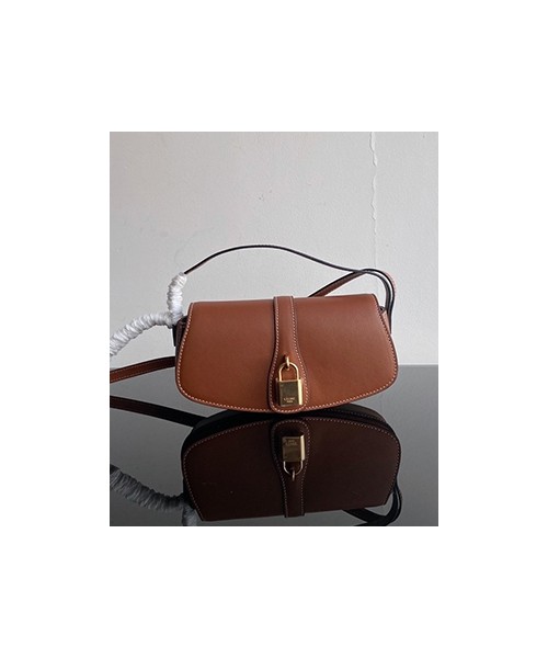 셀린느 타부 스트랩 클러치 백 브라운