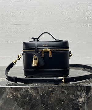 셀린느 베니티 내츄럴 카프스킨