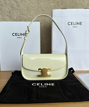 셀린느 트리옹프 테렌스 숄더