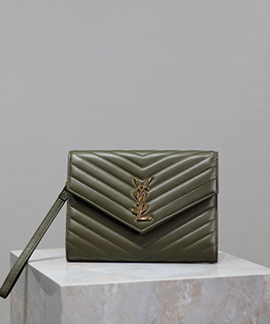 생로랑 카산드라 클러치