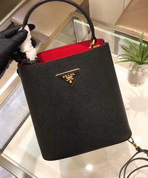 프라다 사피아노 파니에 레더 1BA212