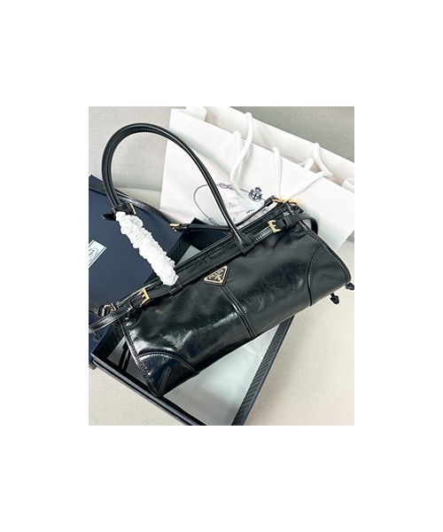 프라다 보니 미디엄 레더 1BA426