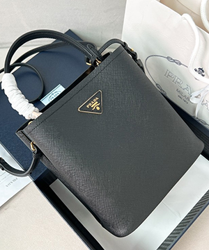 프라다 사피아노 파니에 레더 1BA212