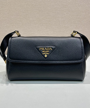 프라다 25FW 스몰 레더 숄더백 1BN022