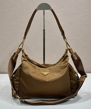 프라다 익스플로러 라지 1BC264