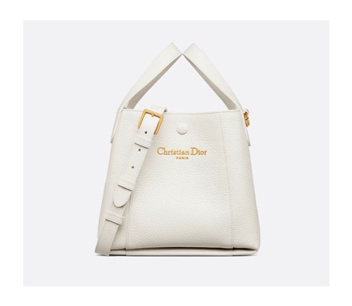 디올 시그니처 미듐 버킷백 라떼 그레인 송아지 가죽 2025 신상