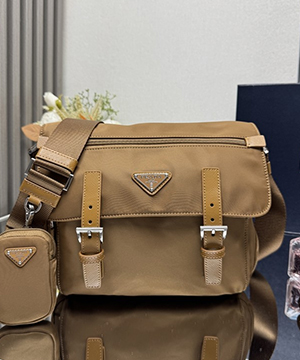 프라다 리나일론 숄더백 1BD953