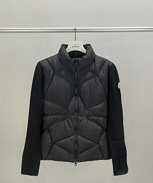 몽클레어 캐쥬얼 로고 패딩