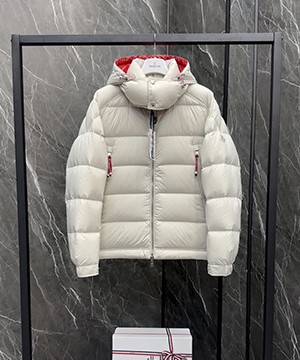 몽클레어 포이리에 Poirier 남성 다운 숏 패딩