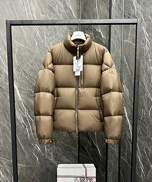 몽클레어 베스브레 BESBRE 남성 숏 패딩