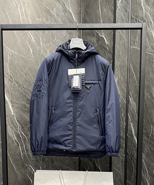 프라다 리나일론 다운 자켓 패딩