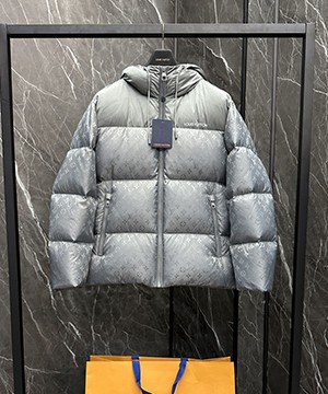 루이비통 모노그램 다운 패딩