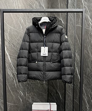 몽클레어 아보체 AVOCE 여성 숏 패딩